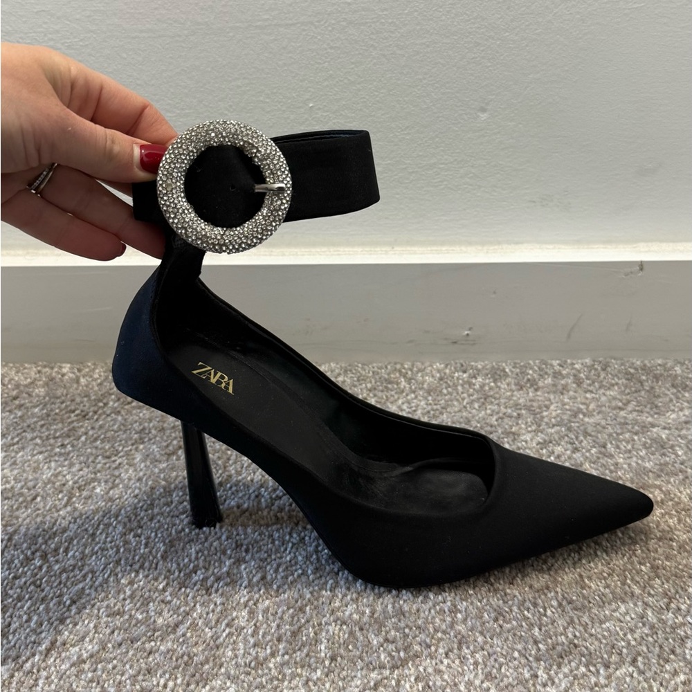 Zara Satin slingback pump